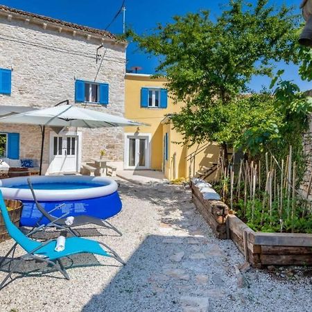 Casa Di Pietra Matelici Villa Divsici Luaran gambar